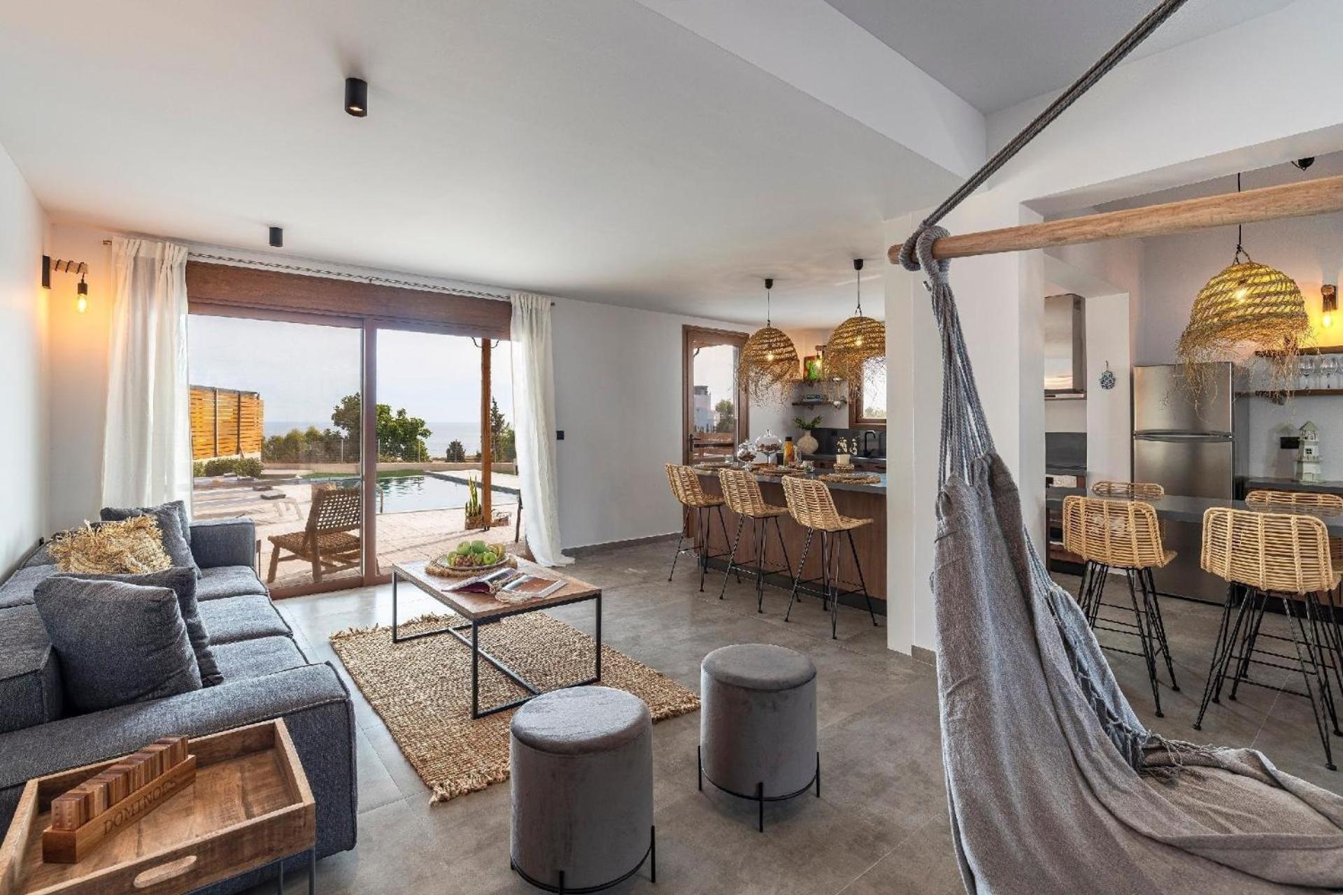 Haus In Afantou - Privater Parkplatz Und Pool *