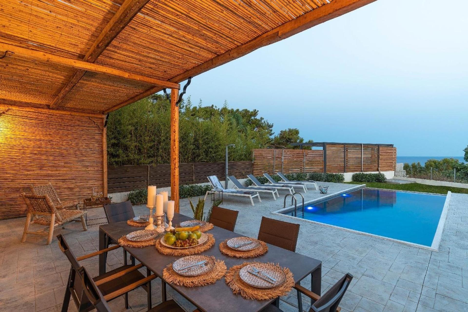 Case de vacanță Haus In Afantou - Privater Parkplatz Und Pool